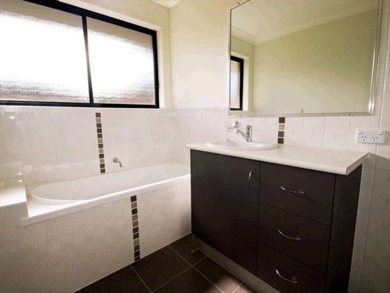 12 Dicarlo Street, Morayfield QLD 4506