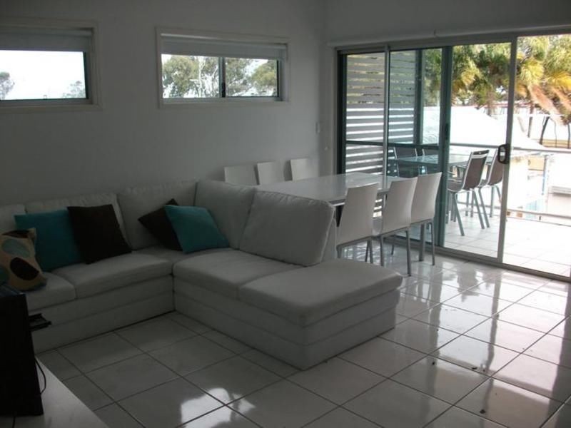 7/15-17 Sylvan Beach Esplanade, Bellara QLD 4507