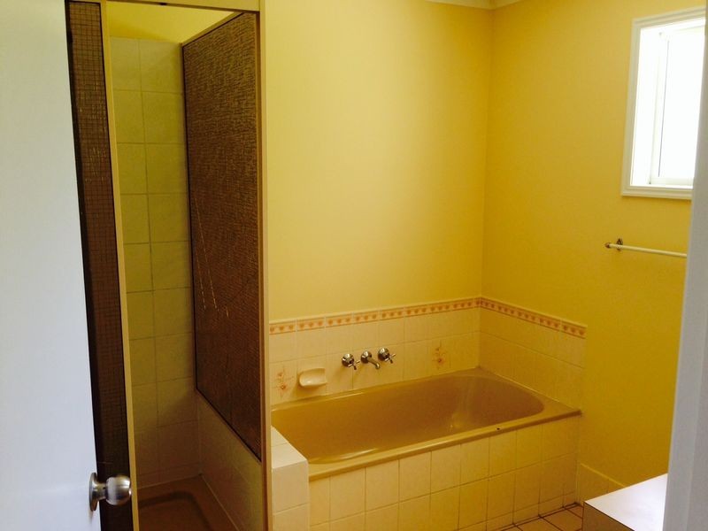 6 Hall Rd, Narangba QLD 4504