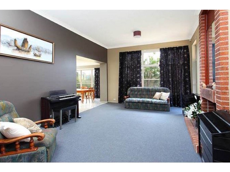 50 Honeyeater Court, Upper Caboolture QLD 4510