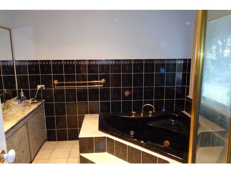 128 Hawthorn Road, Burpengary QLD 4505