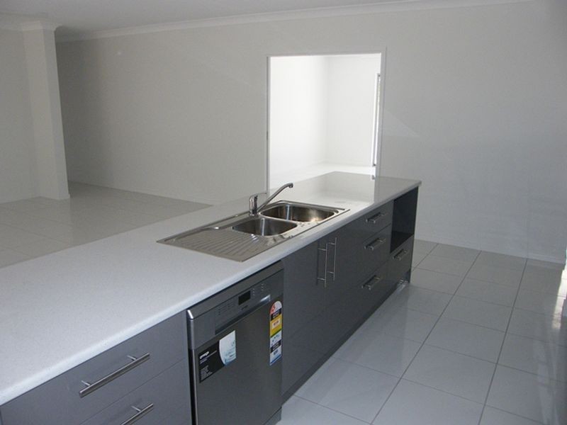 1 Coolendel  Court, Burpengary QLD 4505