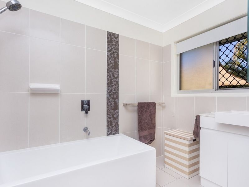 16 Ilonka Street, Deception Bay QLD 4508