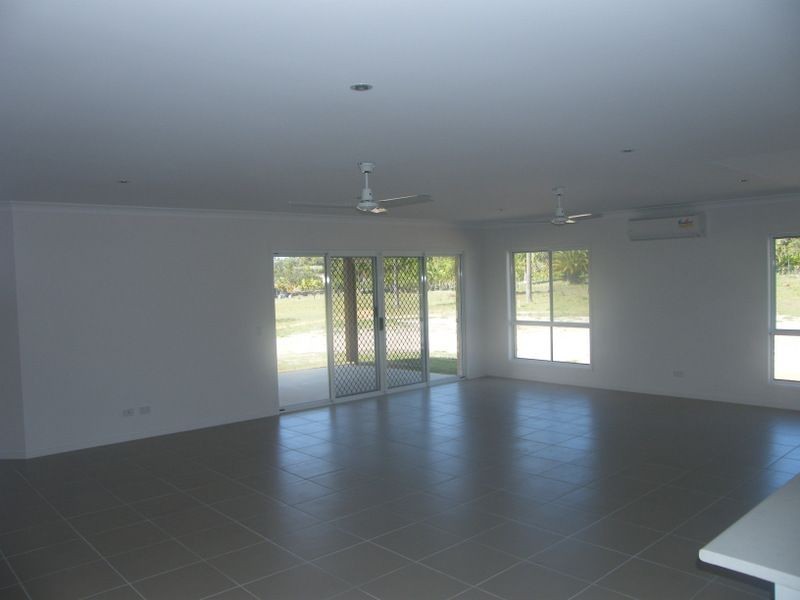 9 Bowerbird Close, Burpengary QLD 4505