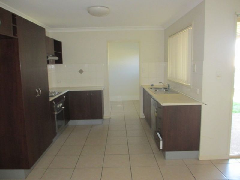 25 Julie Drive, Caboolture South QLD 4510