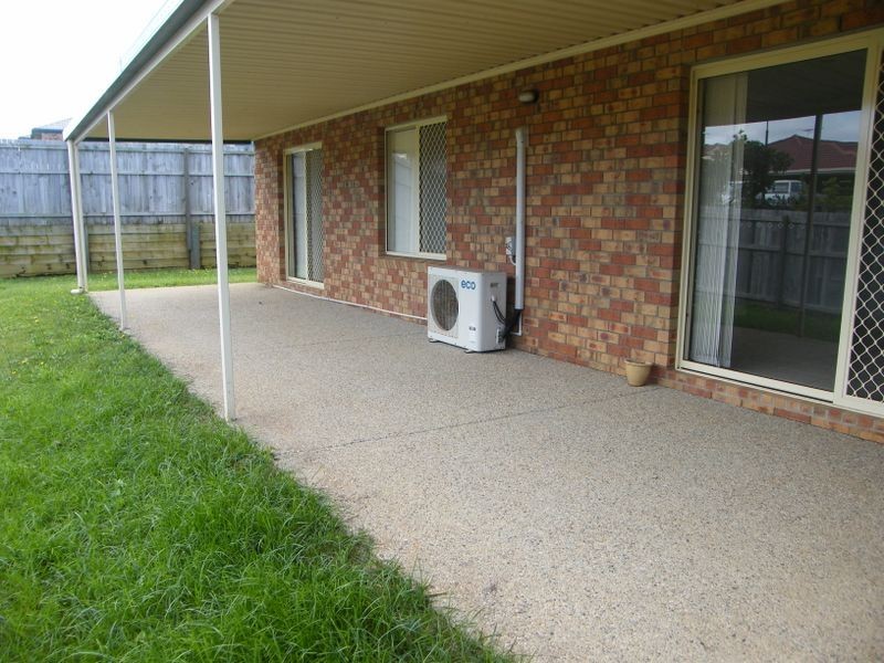 19 Riverbend Cres, Morayfield QLD 4506