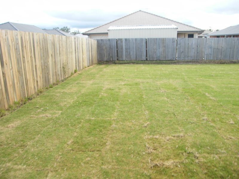 4 Eloise Place, Burpengary QLD 4505