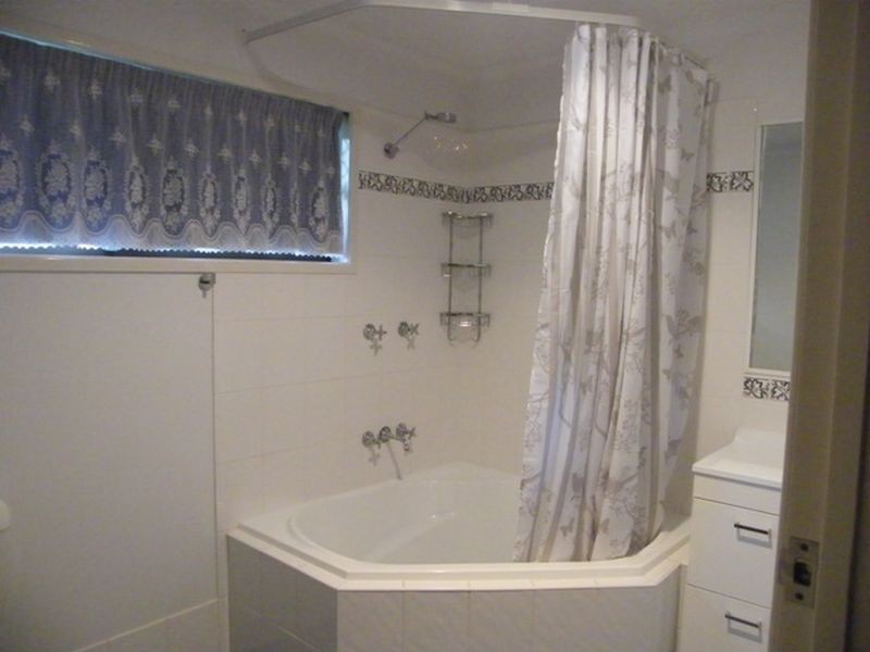 17 Lindwall Street, Caboolture QLD 4510