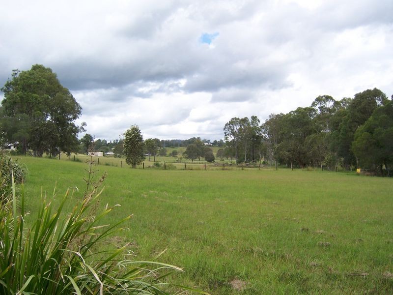 1 Eagles Heigh Moorina, Moorina QLD 4506