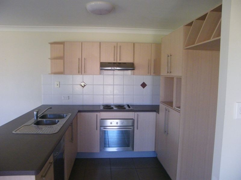 1/2 Tyler Place, Deception Bay QLD 4508