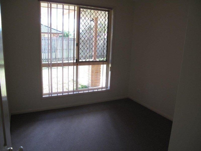 18 Parkridge Avenue, Upper Caboolture QLD 4510