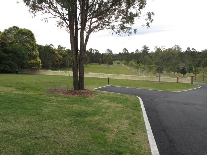 980 Caboolture River Road, Moorina QLD 4506