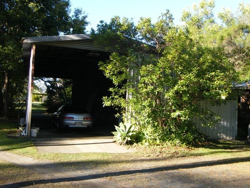 105 Tinney Rd, Upper Caboolture QLD 4510