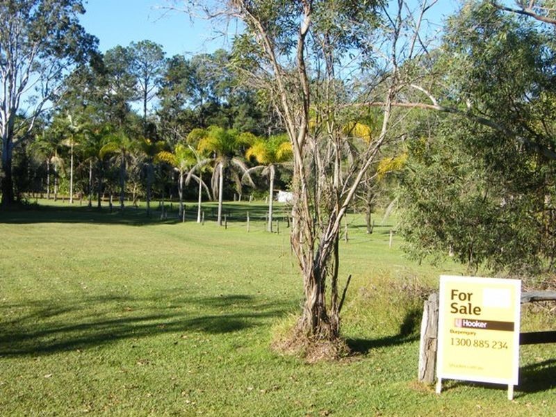 105 Tinney Rd, Upper Caboolture QLD 4510
