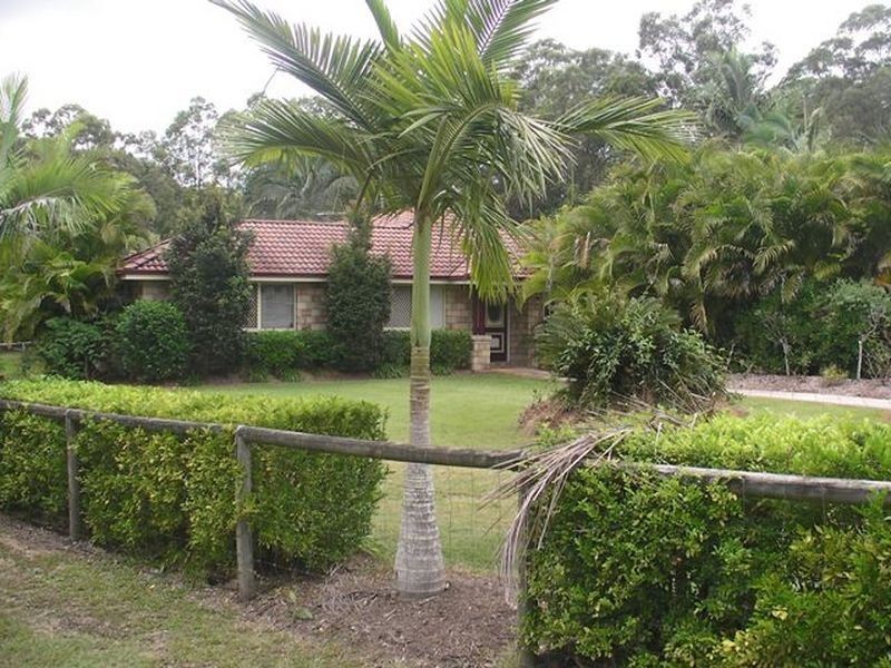 17 Hinchinbrook Court, Burpengary QLD 4505