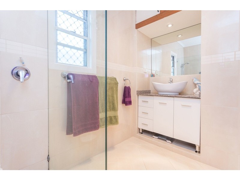 75 Georgina Street, Woody Point QLD 4019