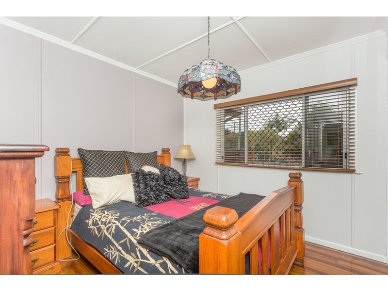 75 Georgina Street, Woody Point QLD 4019