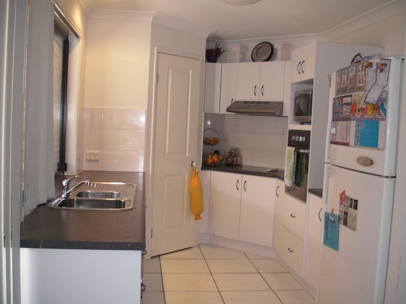 2-4 Grassdale Crescent, Morayfield QLD 4506