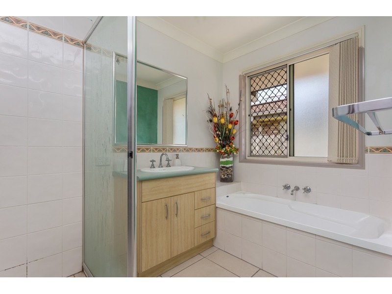 8 McGinn Court, Caboolture QLD 4510