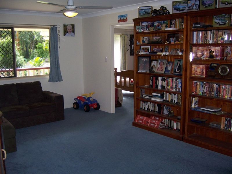 89 Hunt Rd, Burpengary QLD 4505