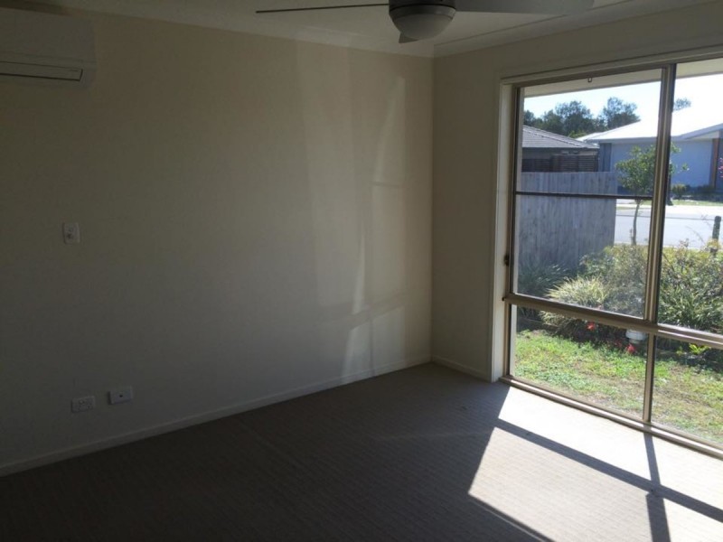 16 Central Green Drive, Narangba QLD 4504
