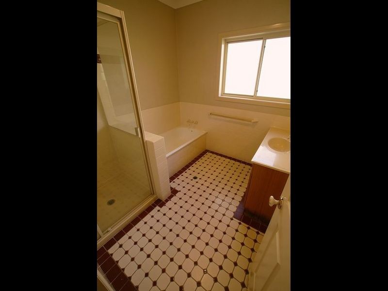 2 Thirlestane Terrace, Narangba QLD 4504