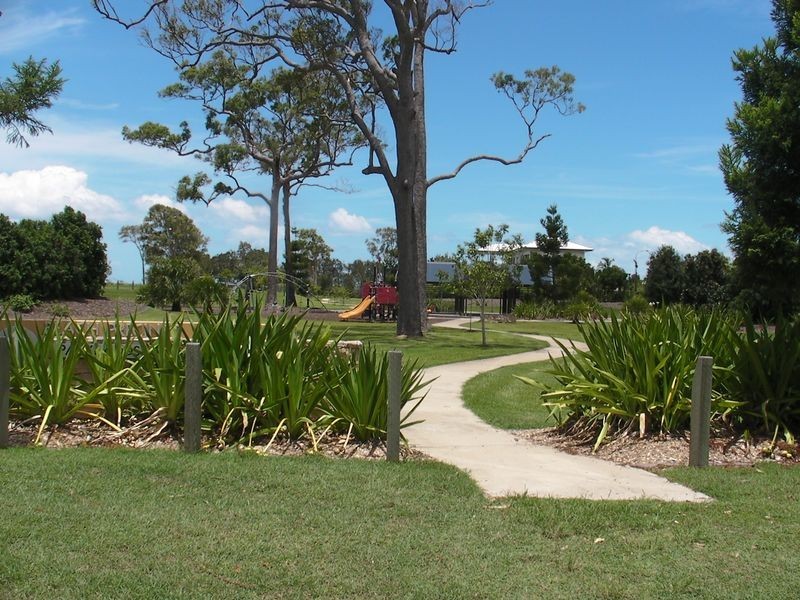 1 On The Beach Estate, Burrum Heads QLD 4659
