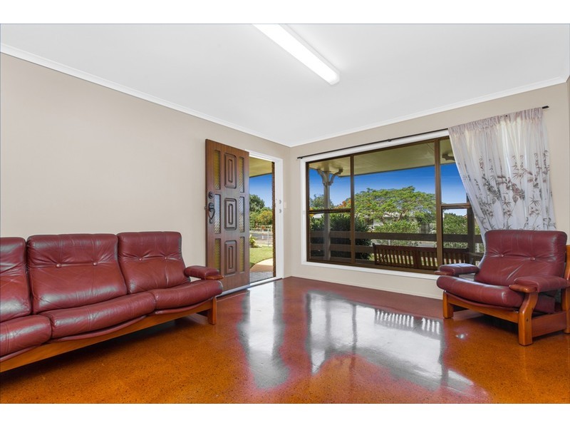 31 Purnell Street, Kallangur QLD 4503