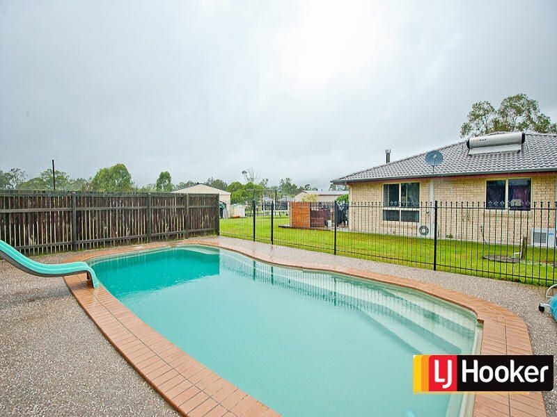 18 Backen CT, Burpengary QLD 4505