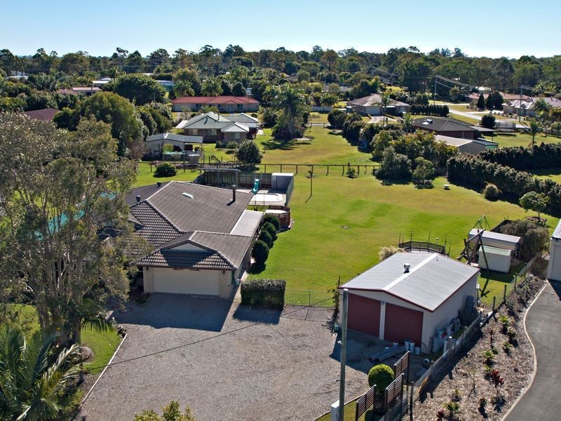 18 Backen CT, Burpengary QLD 4505