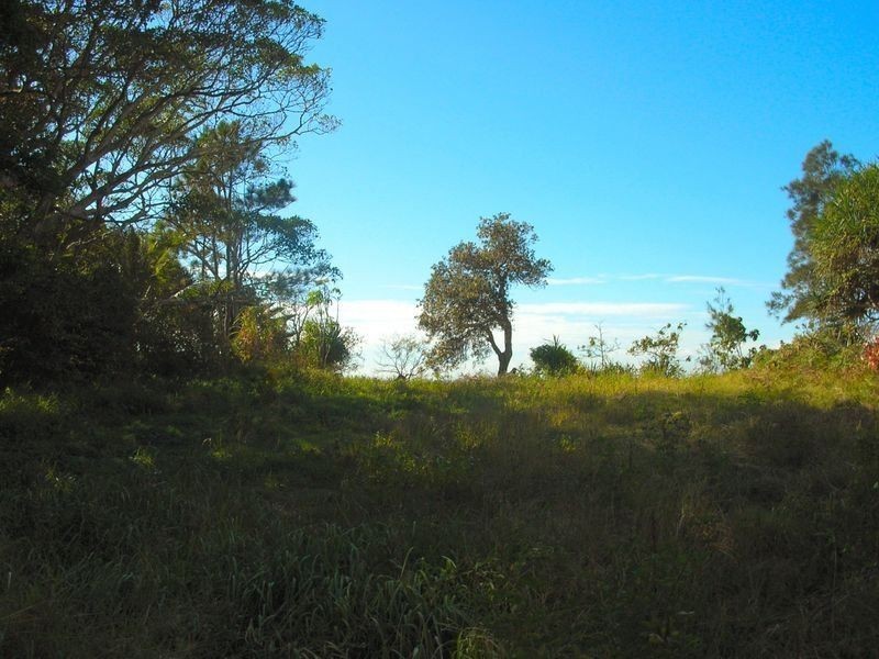 25 Coronation Parade, Beachmere QLD 4510