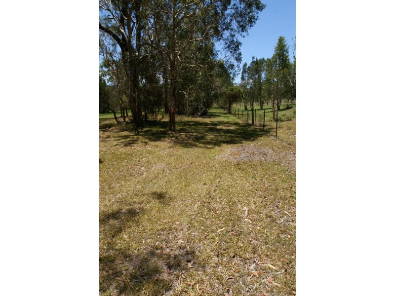 223 Coach Road, Burpengary QLD 4505