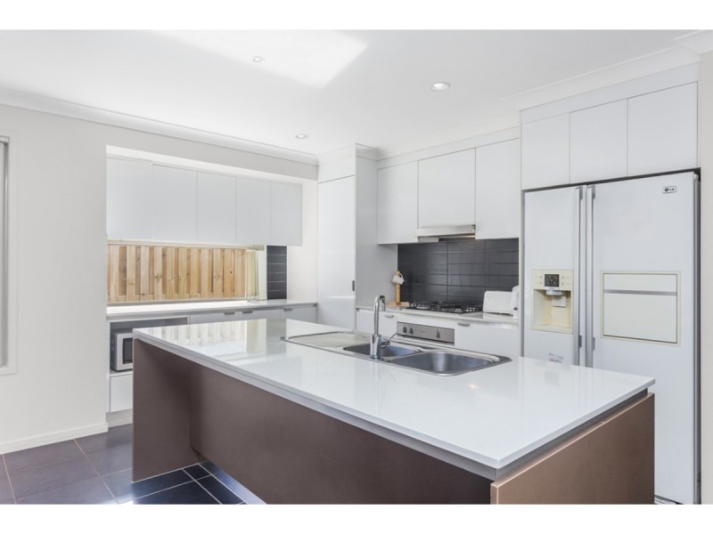 18 Swanston Crescent, Narangba QLD 4504