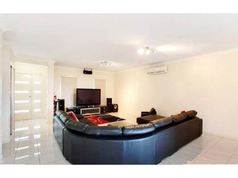 4 Huron Place, Narangba QLD 4504