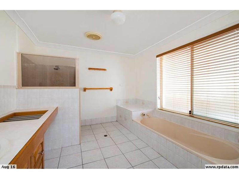 41 Narcamus Crescent, Shailer Park QLD 4128