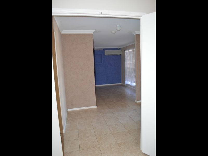 4 Fernlea Court, Caboolture QLD 4510