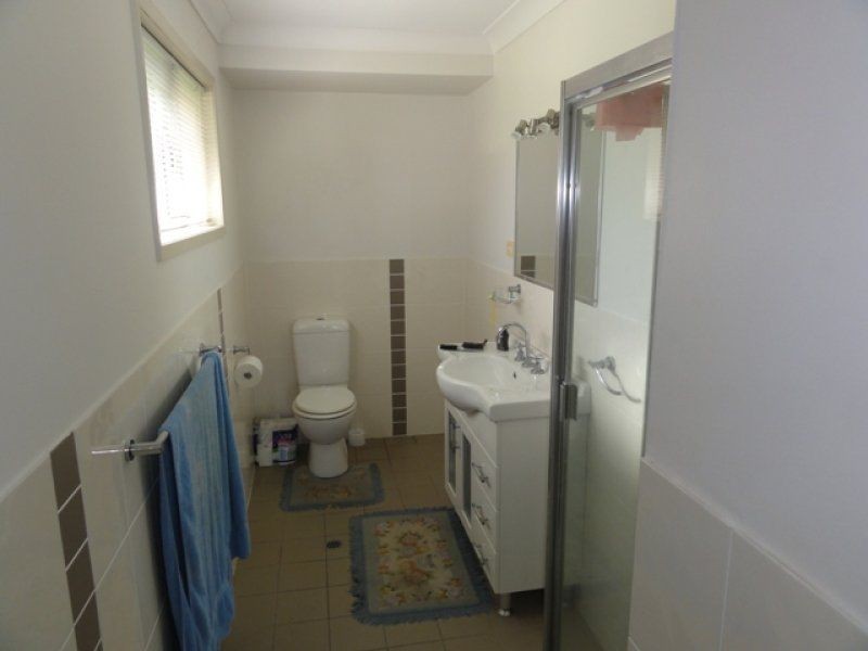 17 Moore Road, Burpengary QLD 4505