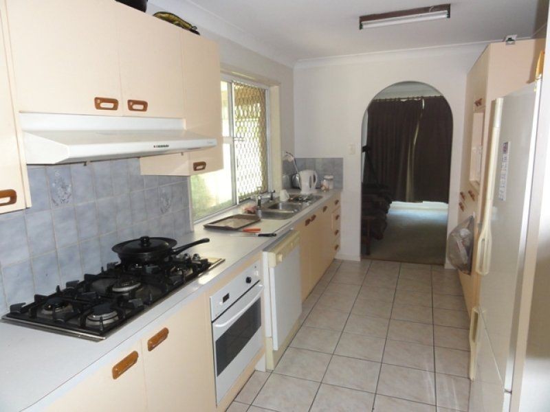 17 Moore Road, Burpengary QLD 4505