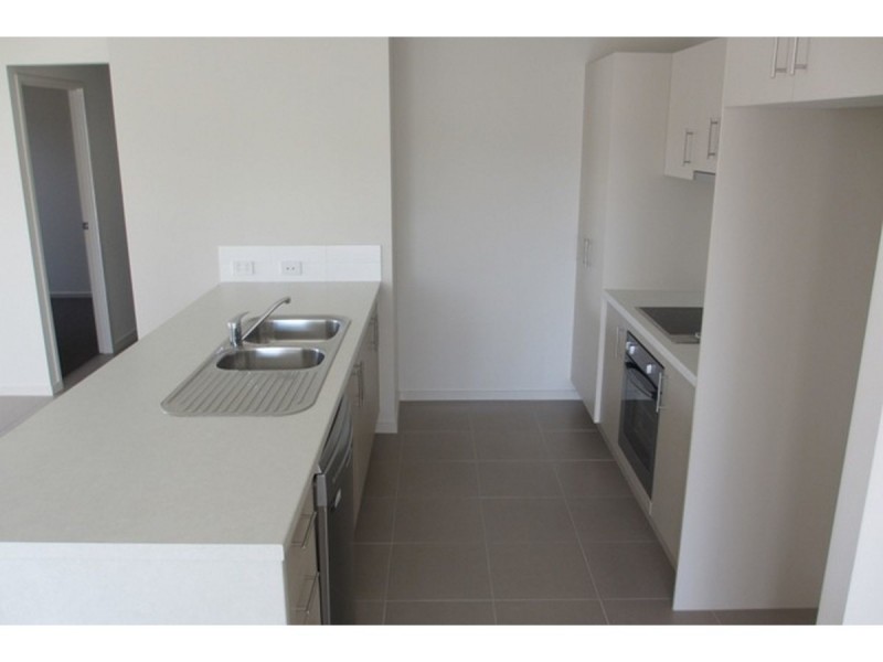 8B Steamview Court, Burpengary QLD 4505