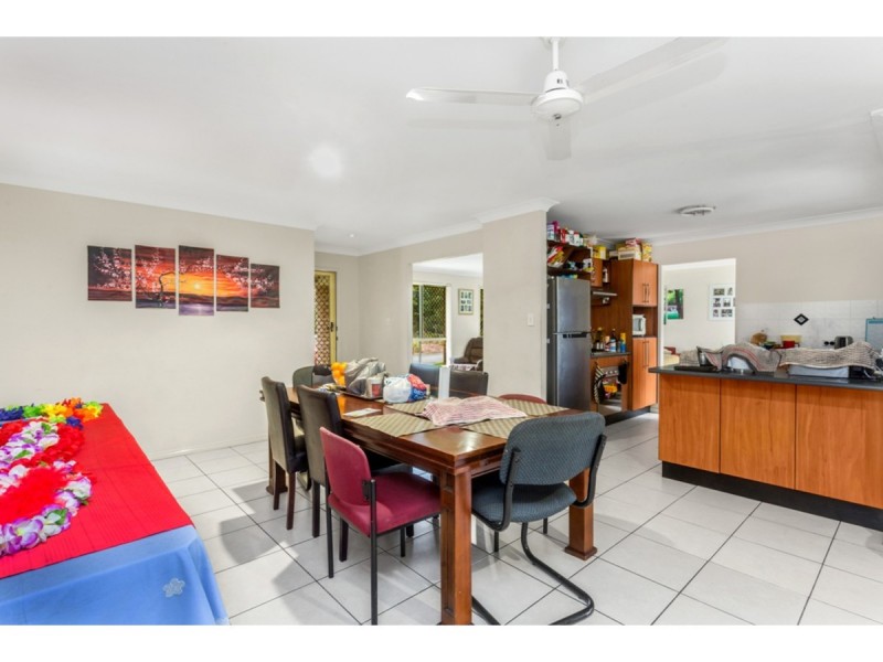 11 Julie Drive, Morayfield QLD 4506