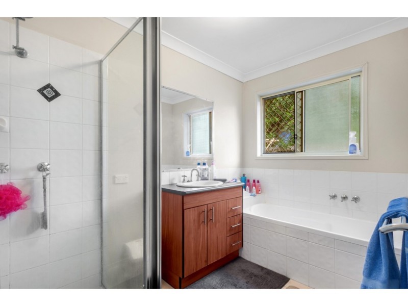 11 Julie Drive, Morayfield QLD 4506