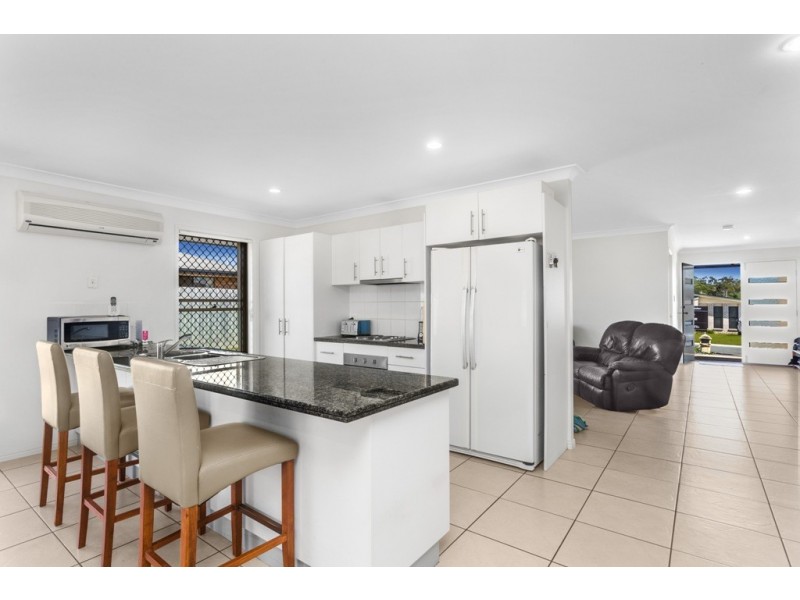 21 Leggett Street, Morayfield QLD 4506