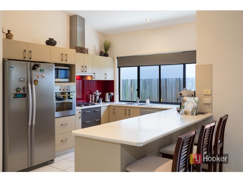 5 Foambark Street, North Lakes QLD 4509