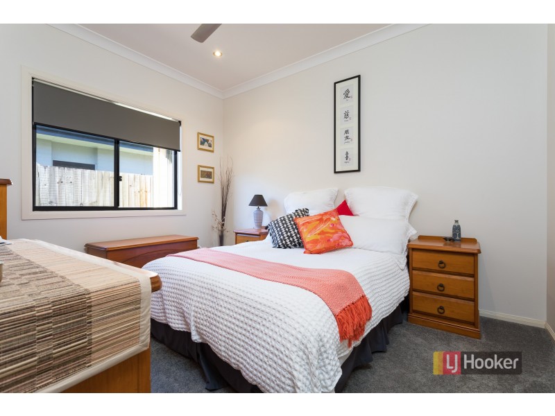 5 Foambark Street, North Lakes QLD 4509