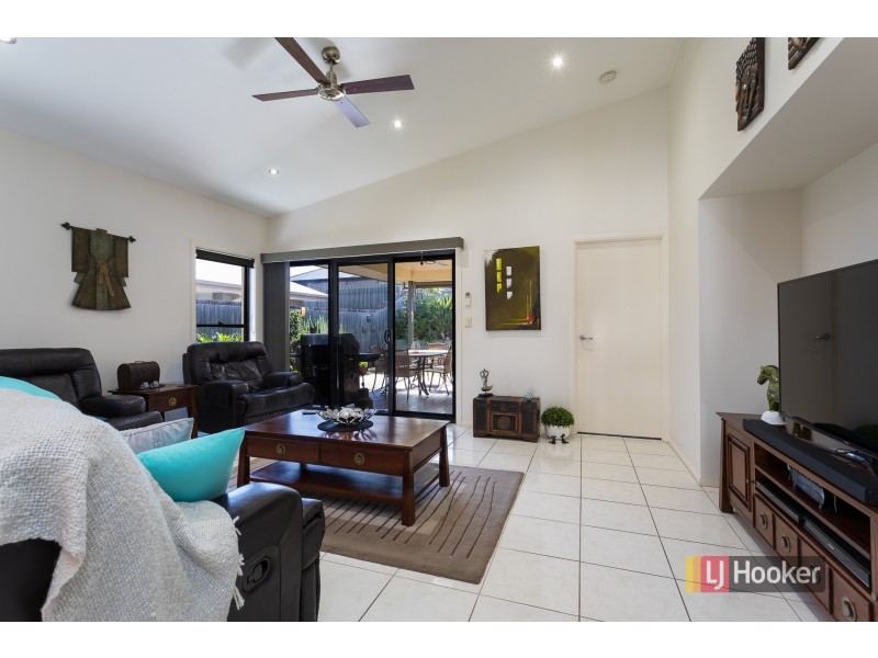 5 Foambark Street, North Lakes QLD 4509