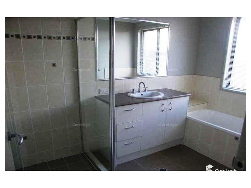 9 Moorhen Court, Narangba QLD 4504
