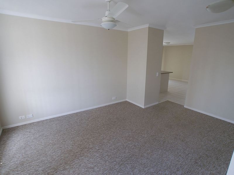 6 Blaxland Place, Narangba QLD 4504