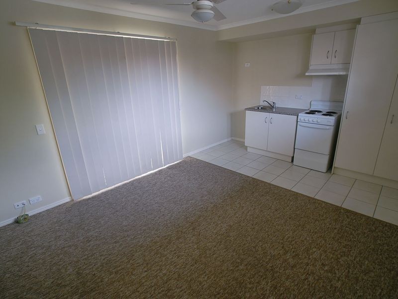 6 Blaxland Place, Narangba QLD 4504