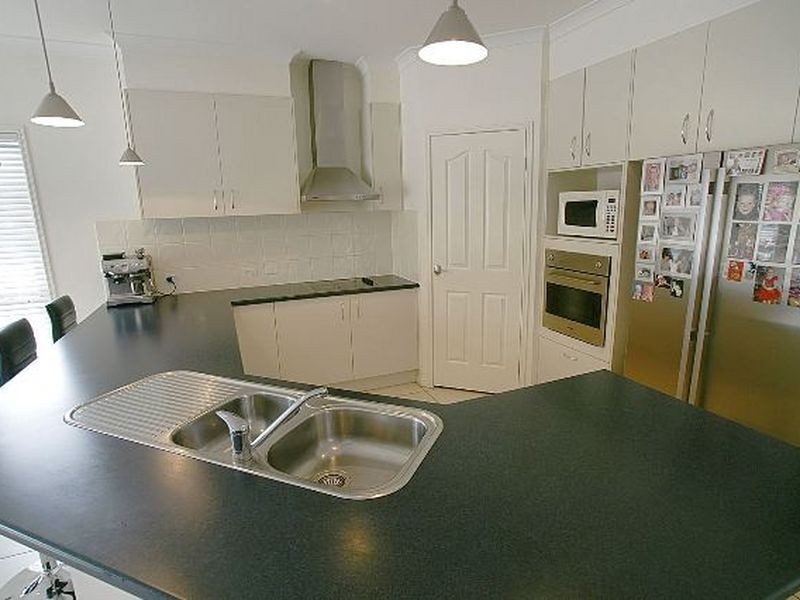 7 Lewins Place, Burpengary QLD 4505