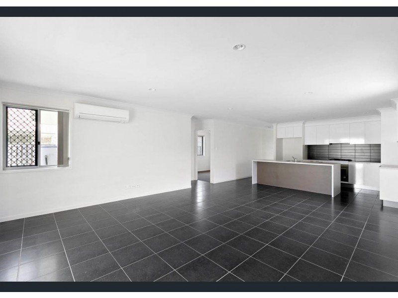 18 Central Green Drive, Narangba QLD 4504